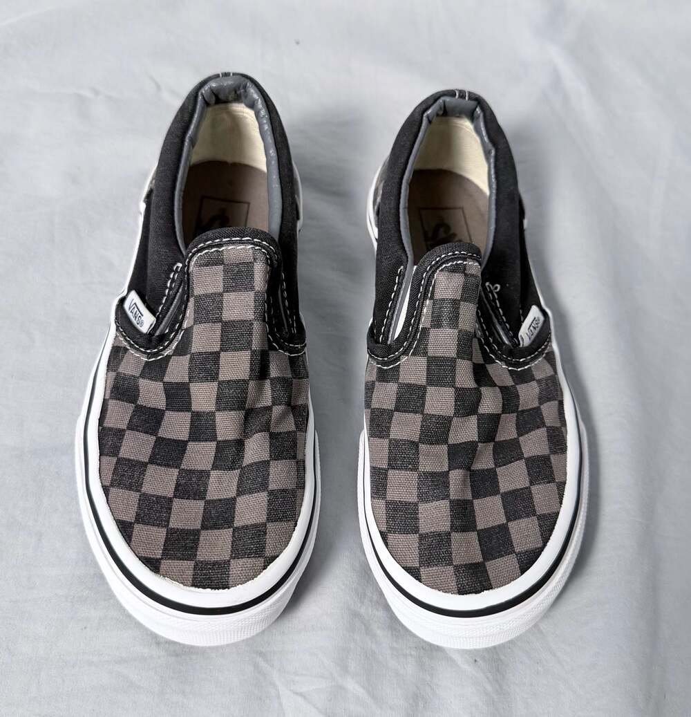 Vans Kids Classic Checkerboard Slip-On Black/Pewter Shoes Size 13.0